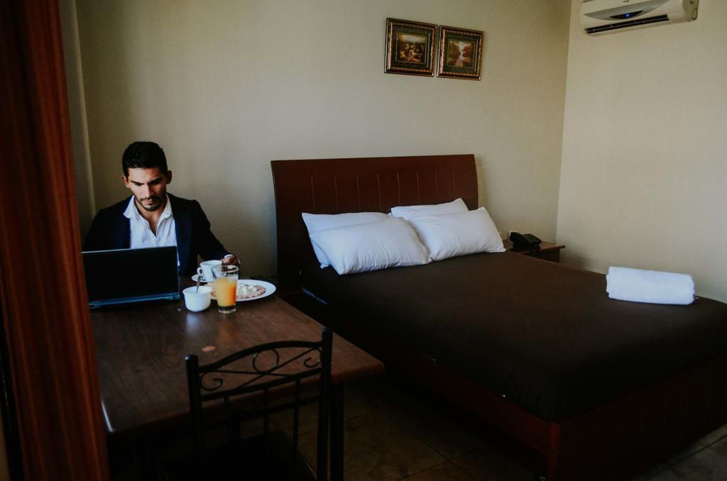 Hotel Onix Gold Guayaquil Zewnętrze zdjęcie